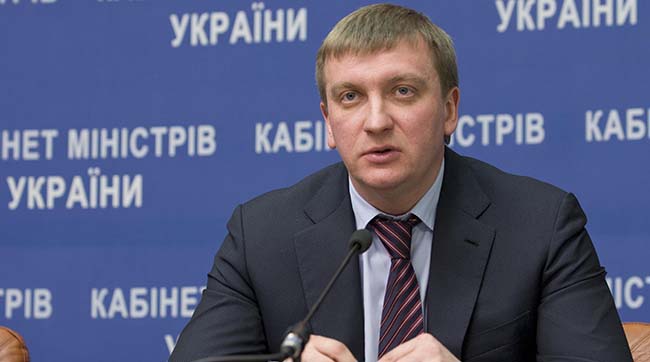 ГПУ викликала міністра Петренка, депутатів і активістів на&nbsp;допит